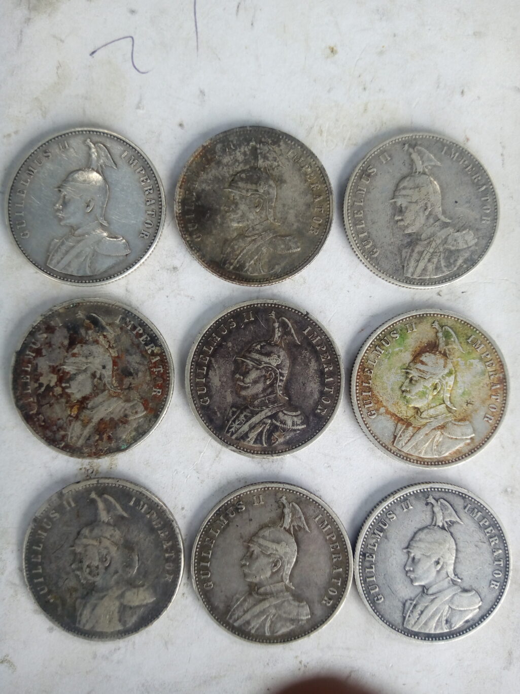 Wanunuzi na wauzaji wa sarafu Old coins
