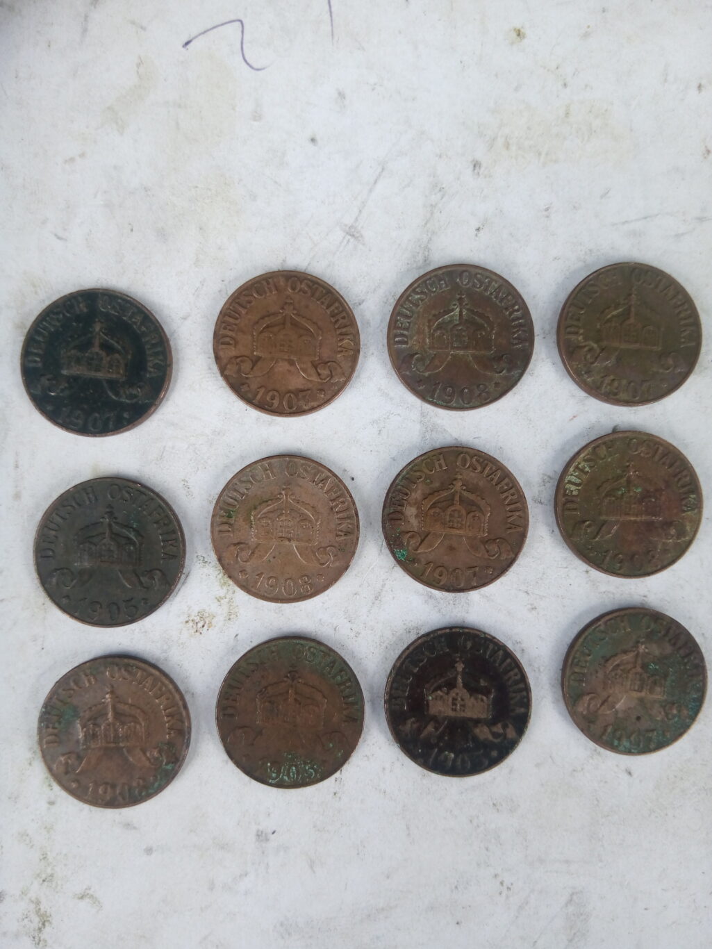 Wanunuzi na wauzaji wa sarafu Old coins