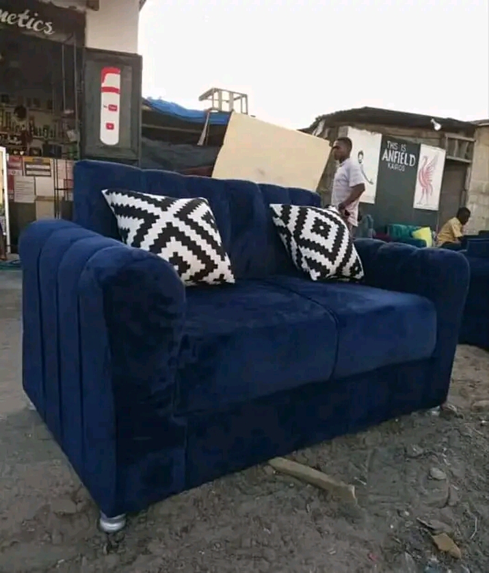 wauzaji wa sofa